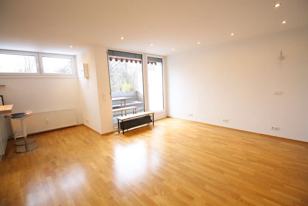 2-Zimmerwohnung mit Küche und Tiefgarage