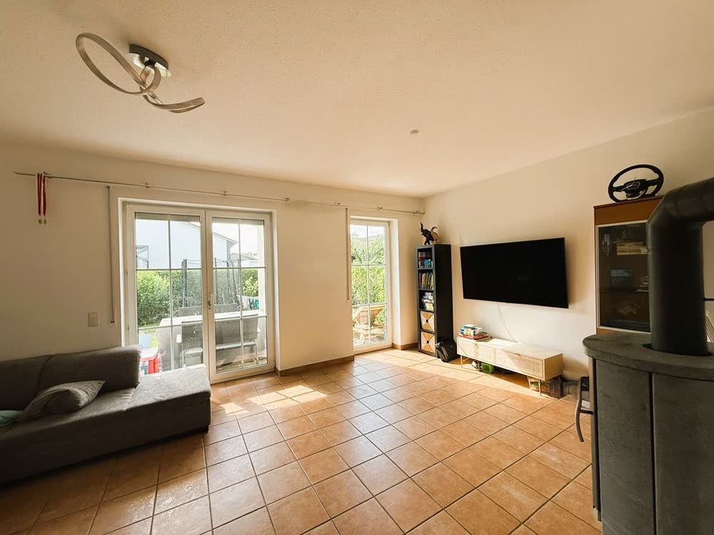4-Zimmer-Doppelhaushälfte in ruhiger Lage