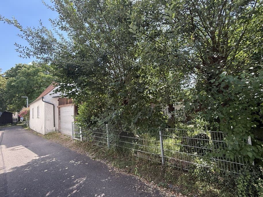 409 m² Baugrundstück mit Altbestand