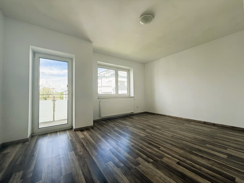 3-Zimmerwohnung in zentraler Lage mit Küche und Balkon